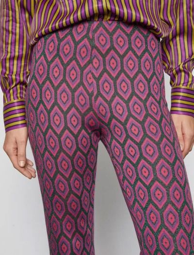 Дизайнерски панталон с испански крачоли